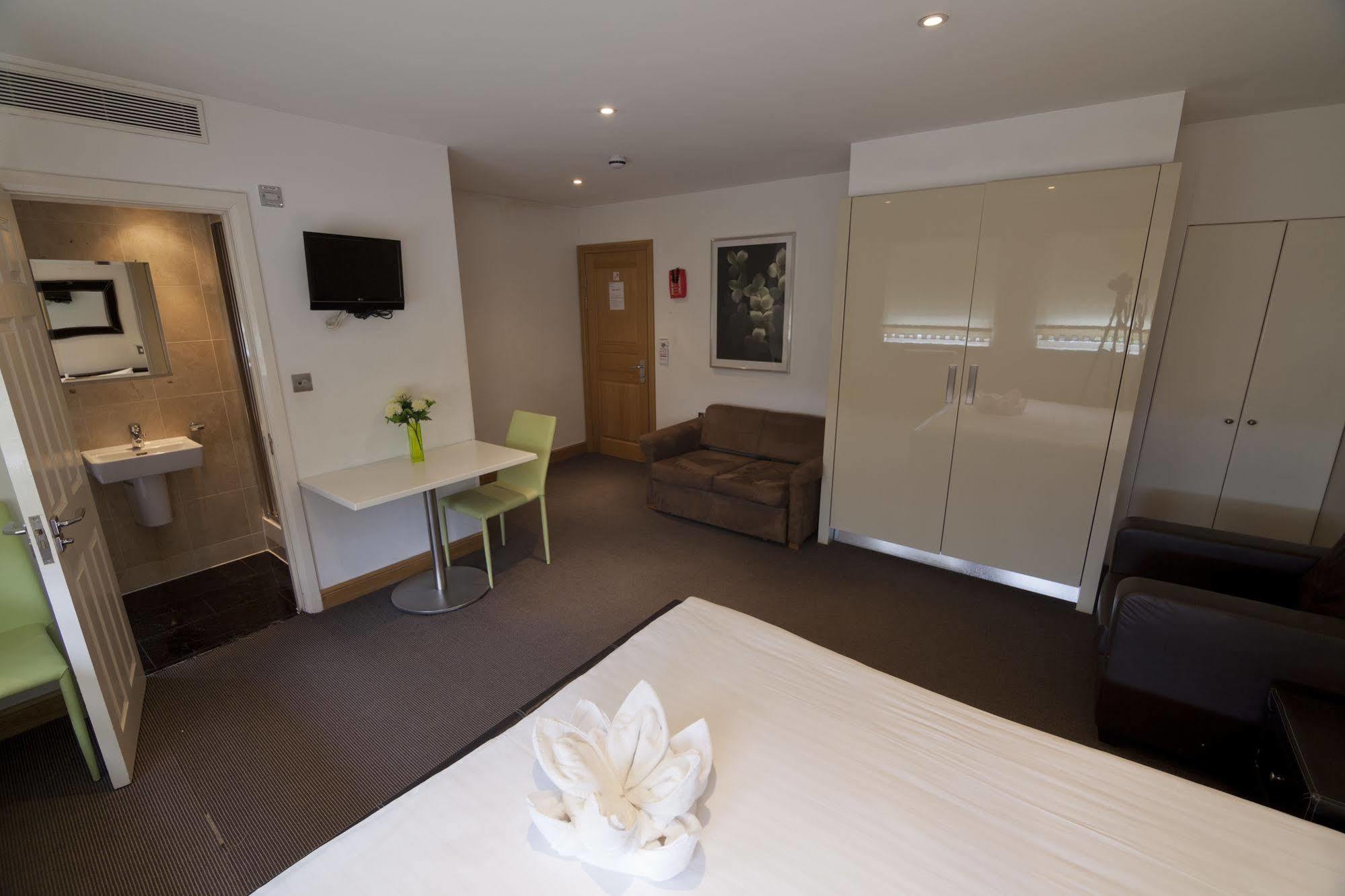 Aparthotel West End Lane II Londyn Zewnętrze zdjęcie