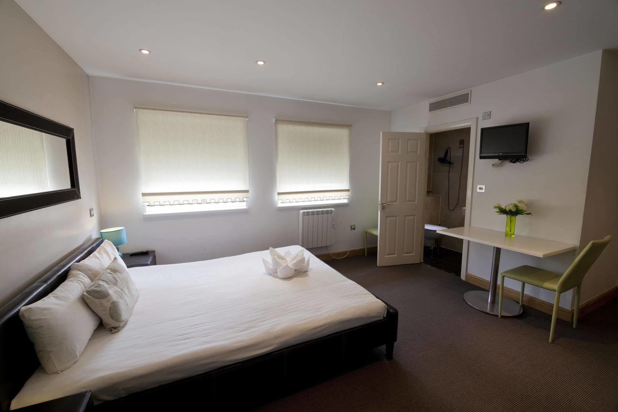 Aparthotel West End Lane II Londyn Zewnętrze zdjęcie