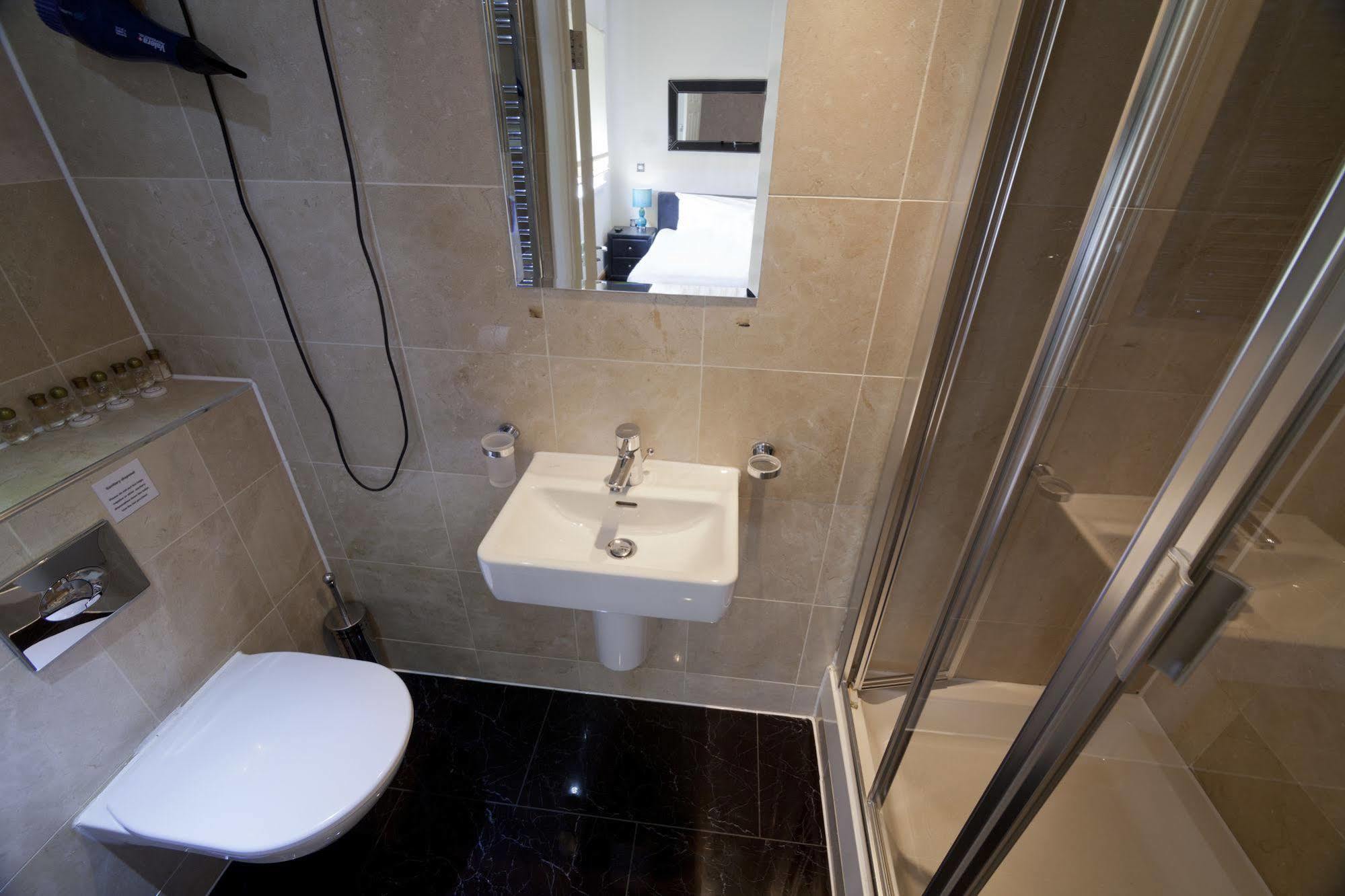 Aparthotel West End Lane II Londyn Zewnętrze zdjęcie