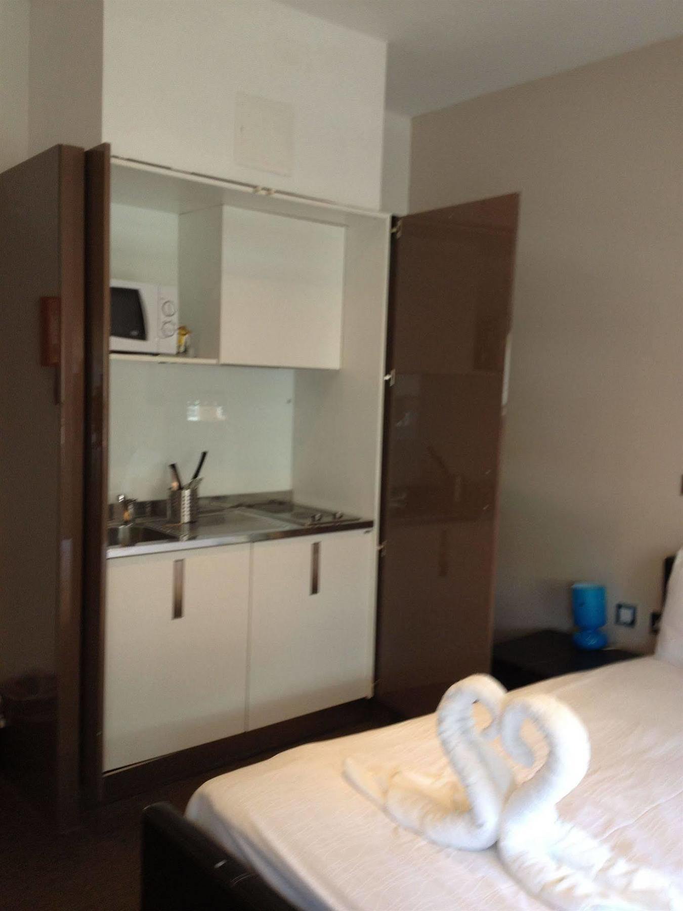 Aparthotel West End Lane II Londyn Zewnętrze zdjęcie